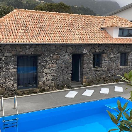 פונטה דלגדה Cottage Quinze, Contemporary Designed Cottage With Swimming Pool מראה חיצוני תמונה