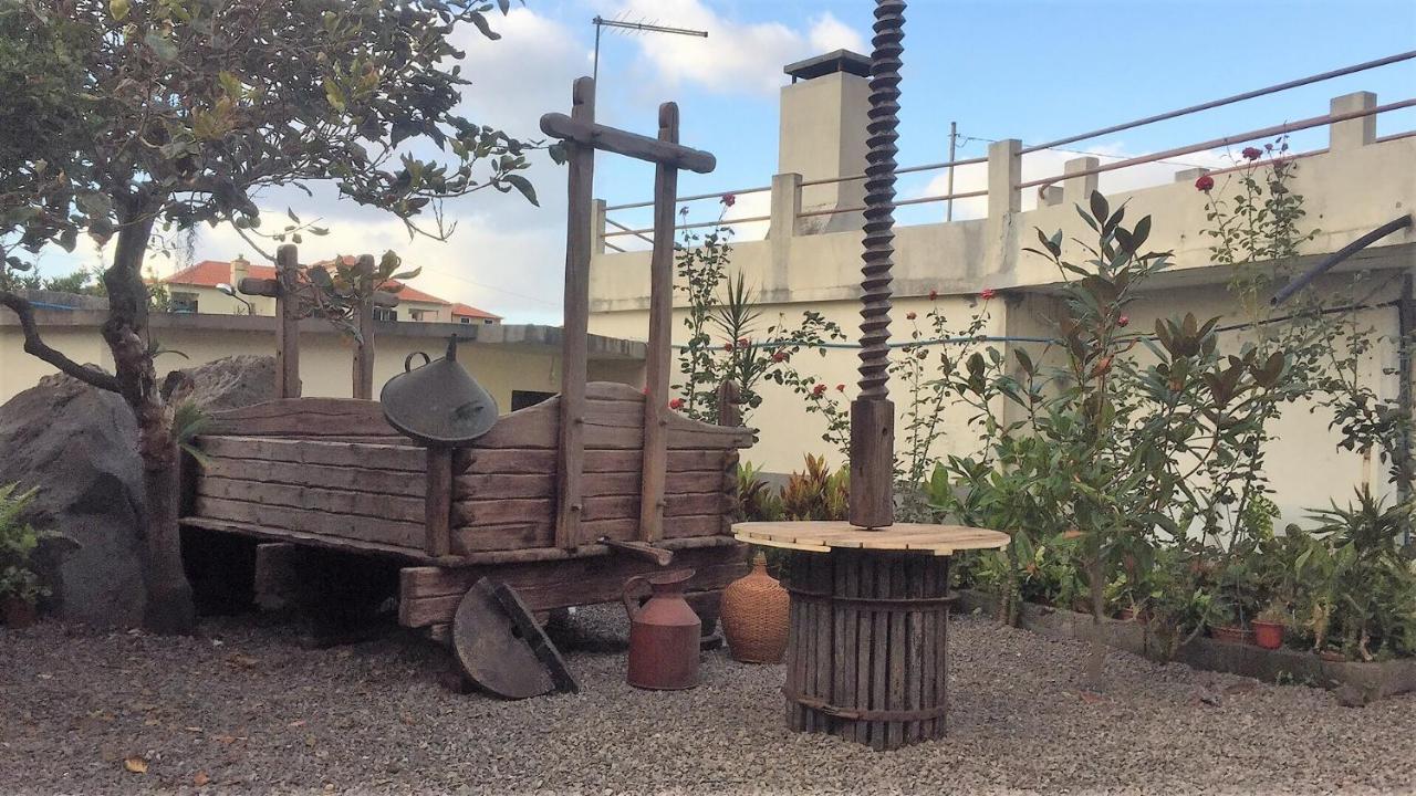 פונטה דלגדה Cottage Quinze, Contemporary Designed Cottage With Swimming Pool מראה חיצוני תמונה