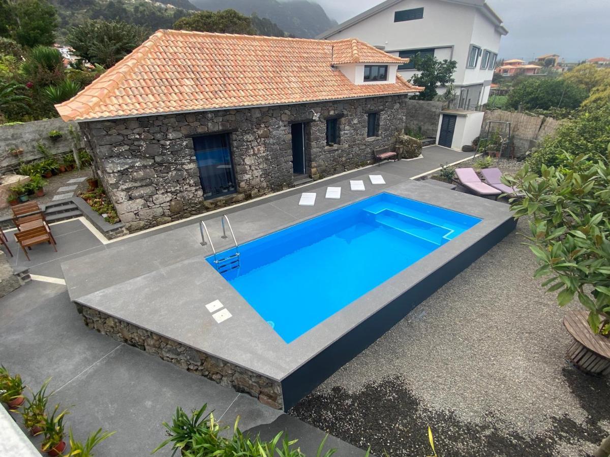 פונטה דלגדה Cottage Quinze, Contemporary Designed Cottage With Swimming Pool מראה חיצוני תמונה