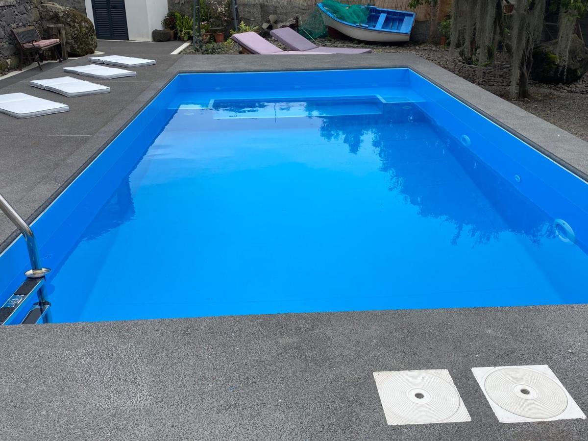 פונטה דלגדה Cottage Quinze, Contemporary Designed Cottage With Swimming Pool מראה חיצוני תמונה